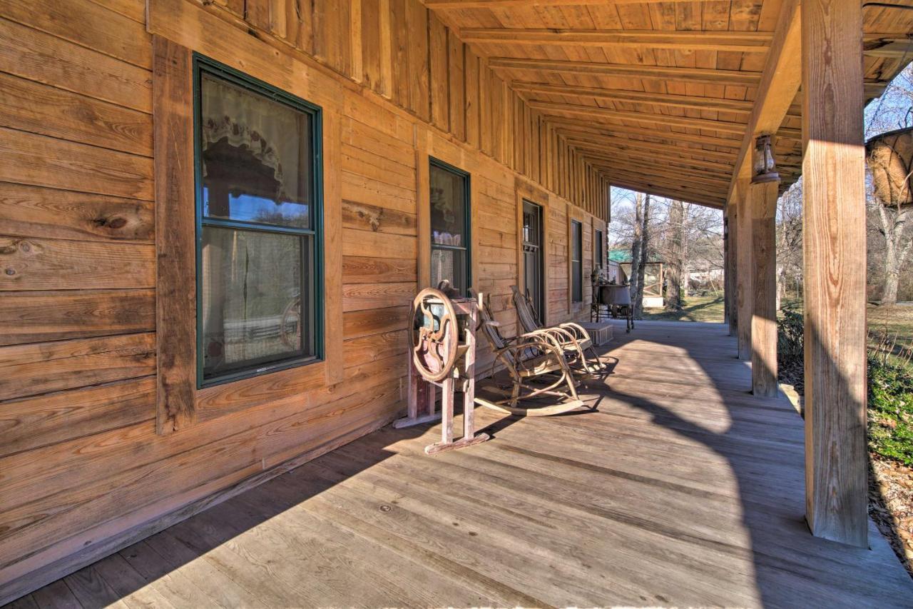 Quiet Hollister Cabin Walk To Lake Taneycomo Екстериор снимка