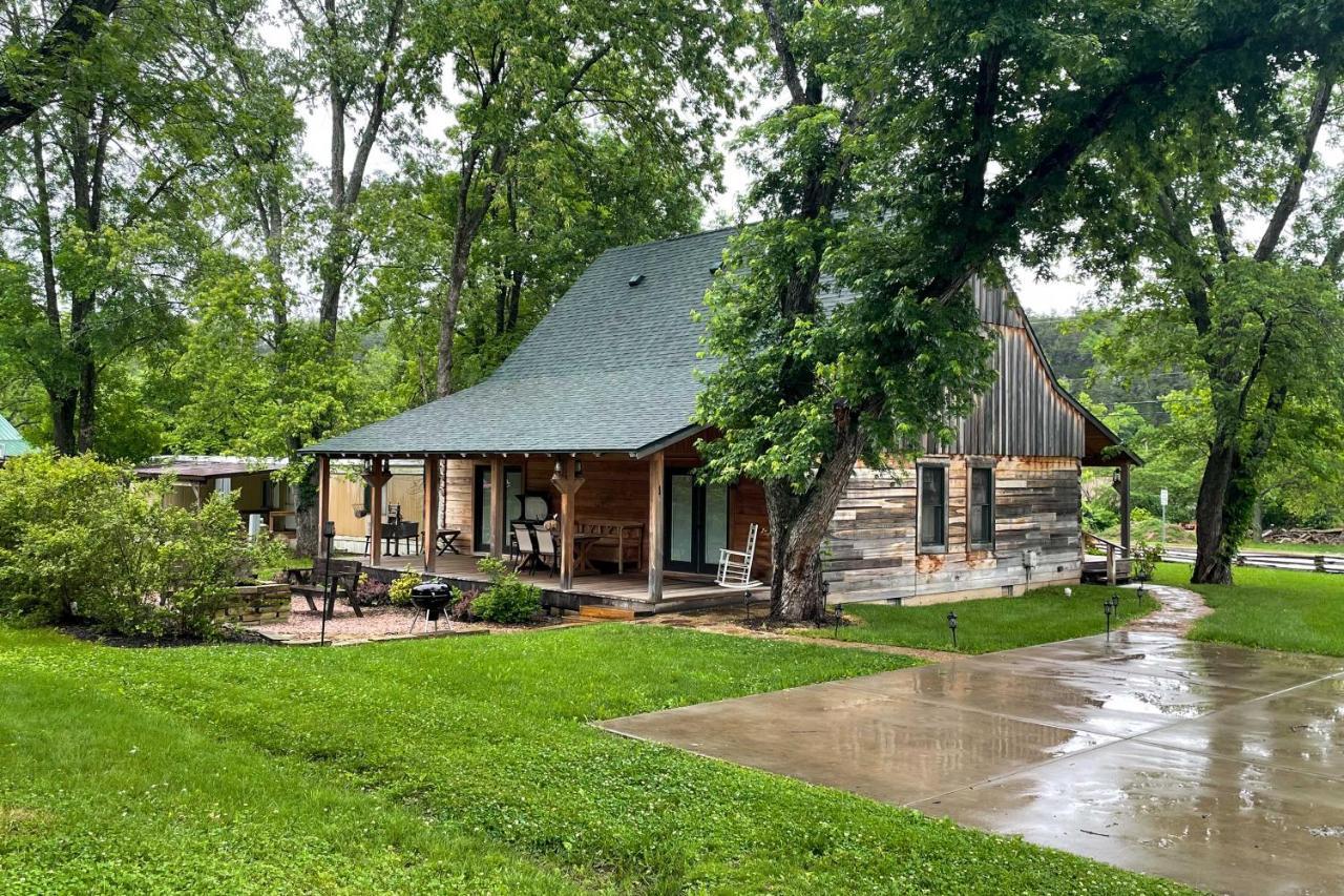 Quiet Hollister Cabin Walk To Lake Taneycomo Екстериор снимка